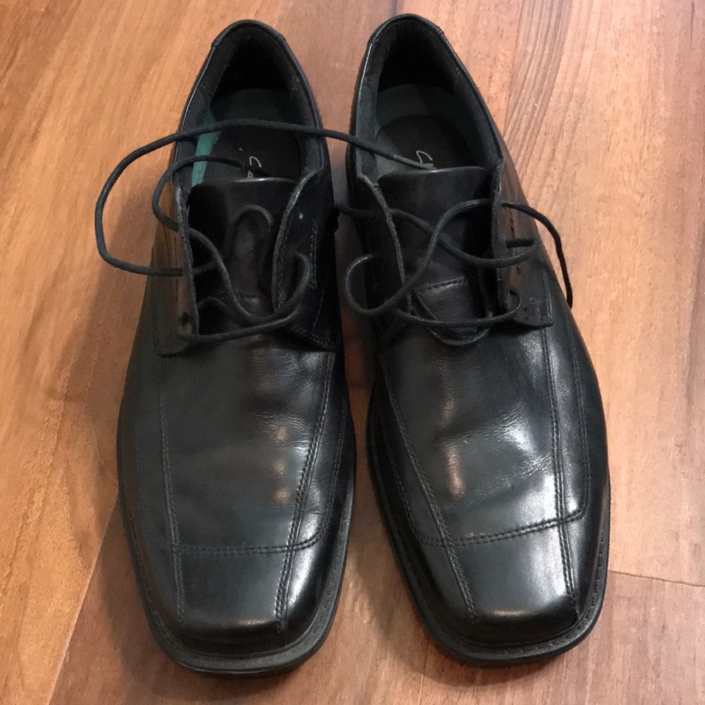 Men’s Clark’s dress shoes